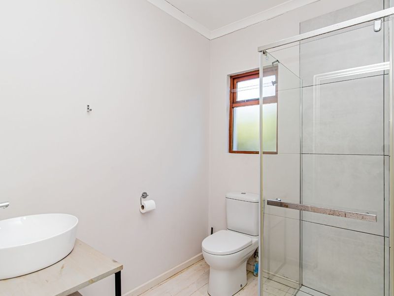 House For Sale in Glentana - Photo 9