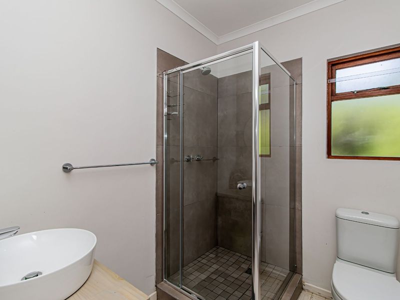 House For Sale in Glentana - Photo 6