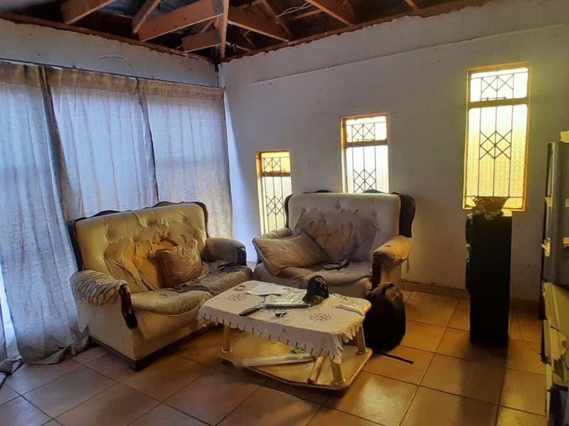 House For Sale in Hammanskraal Central - Photo 6