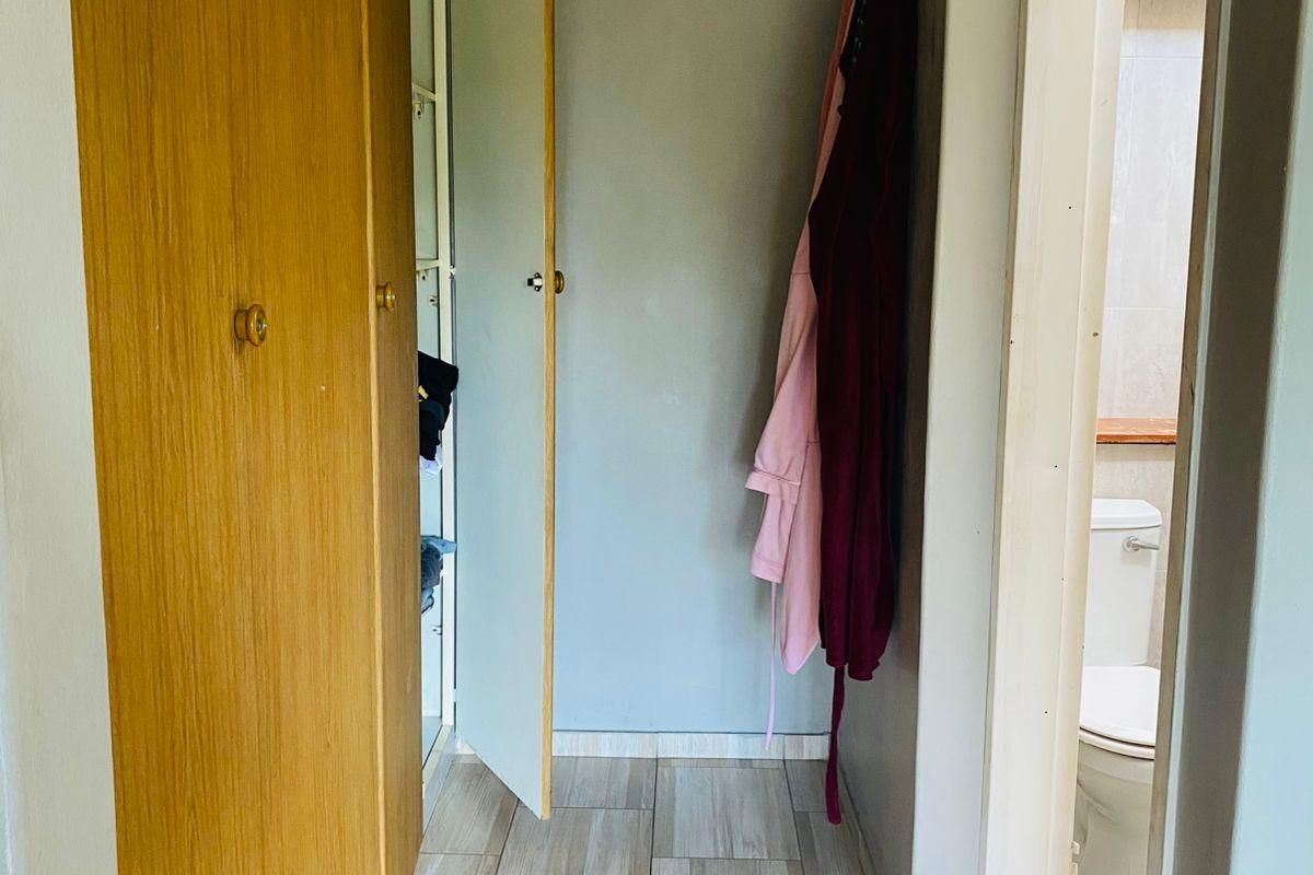 Townhouse For Sale in Tasbet Park - Photo 5