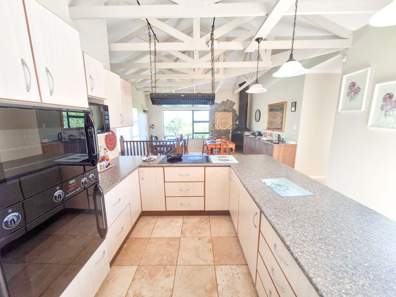 House For Sale in Rexford - Photo 6