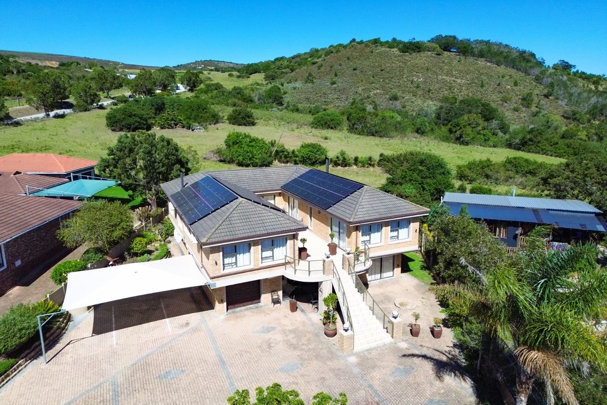 House For Sale in Rexford - Photo 3