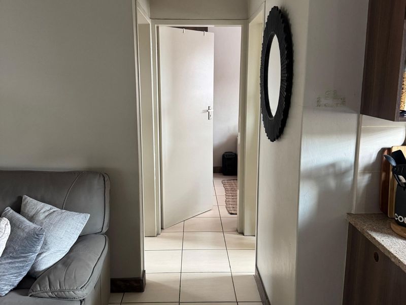 Apartment For Sale in Witbank Ext 10 - Photo 2