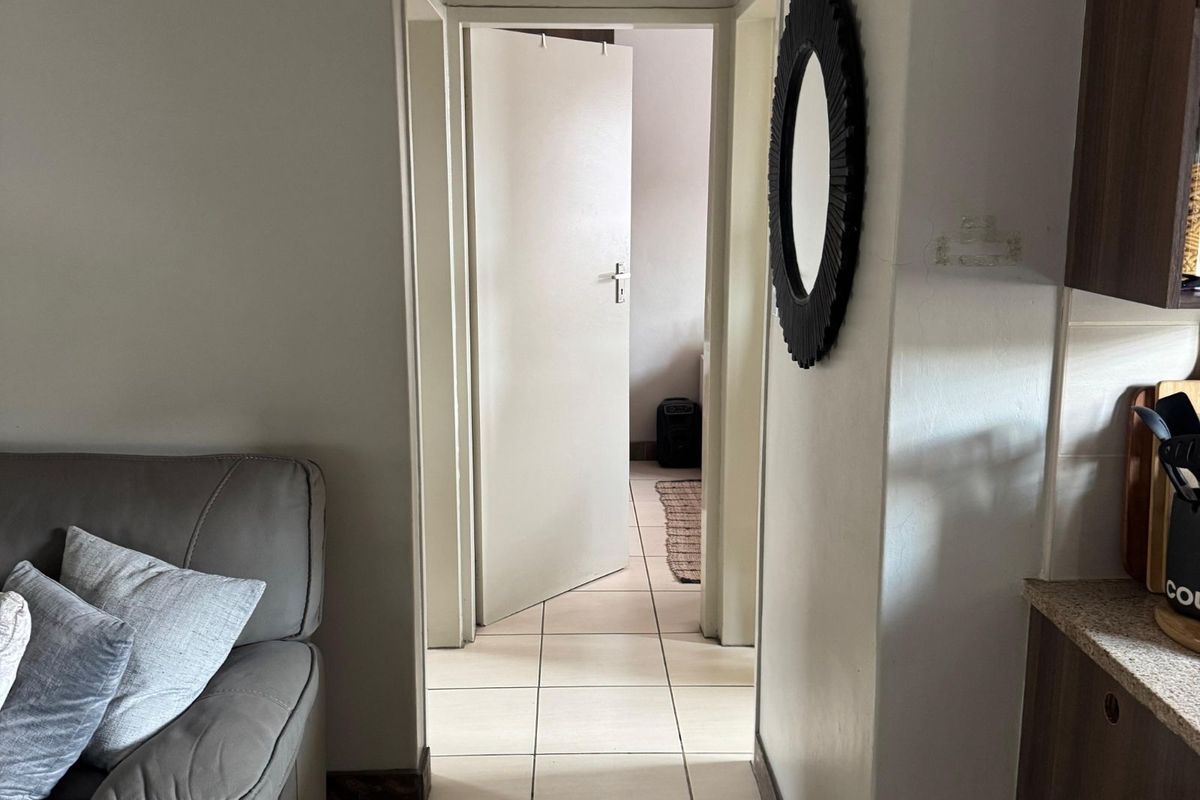 Apartment For Sale in Witbank Ext 10 - Photo 2