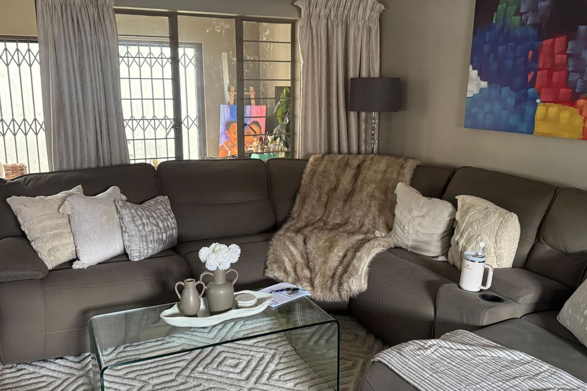 Apartment For Sale in Witbank Ext 10 - Photo 3