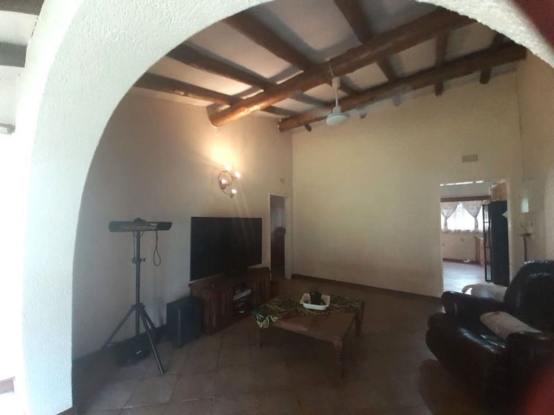House For Sale in Doringkloof - Photo 10