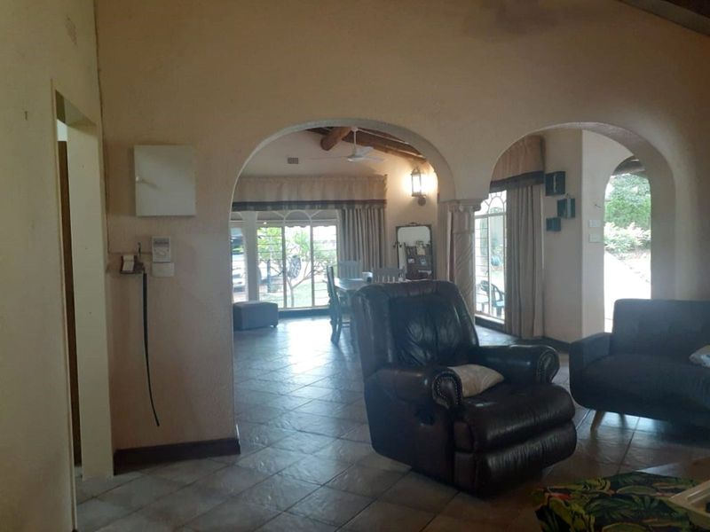 House For Sale in Doringkloof - Photo 4