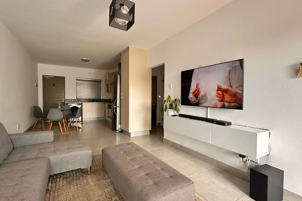 Apartment For Sale in Rivonia - Photo 2