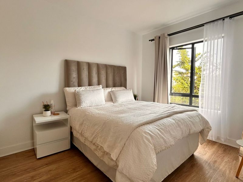 House For Sale in Rivonia - Photo 5