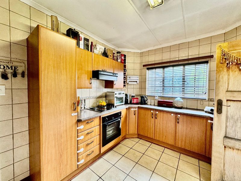House For Sale in Secunda Central - Photo 8