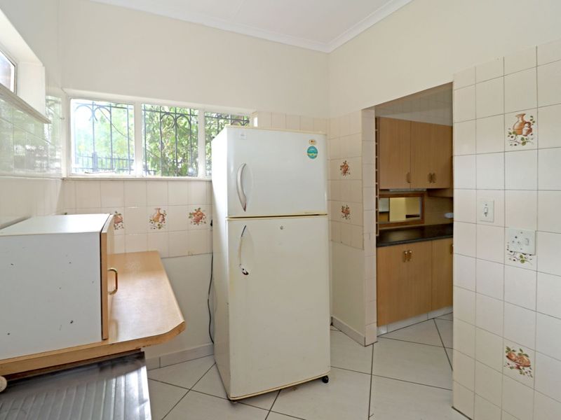 House For Sale in Wierda Park - Photo 3