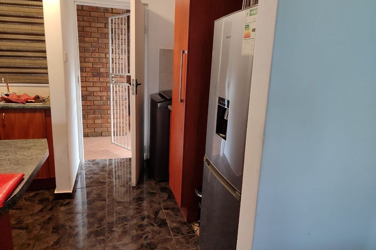 House For Sale in Birchleigh - Photo 4