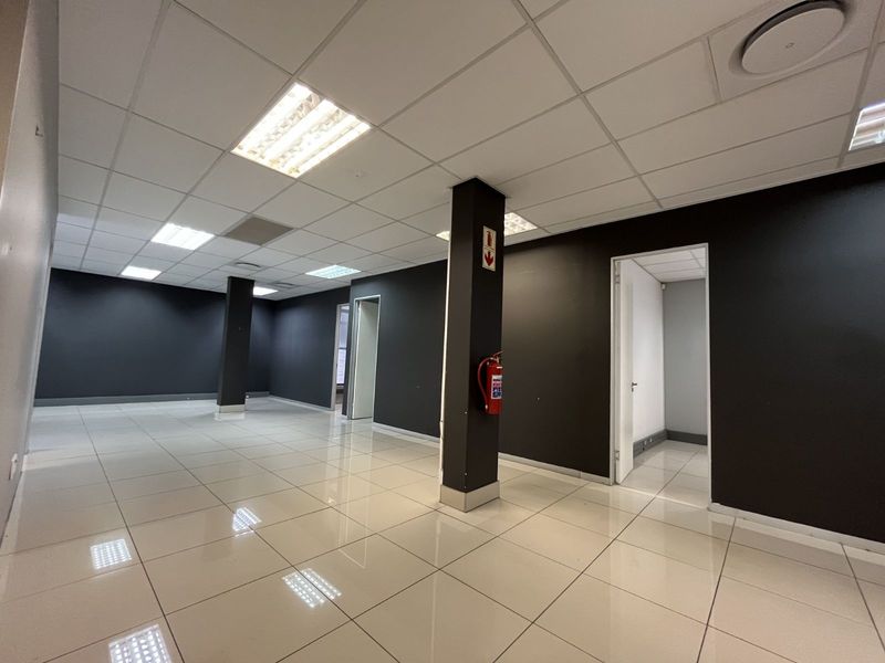 Office To Rent in Route 21 Business Park - Photo 3