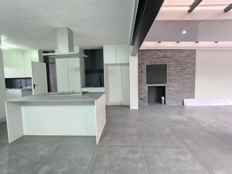 House For Sale in Pine Acres - Photo 9