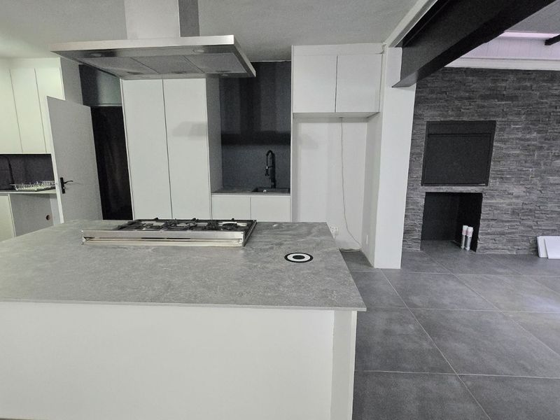 House For Sale in Pine Acres - Photo 5