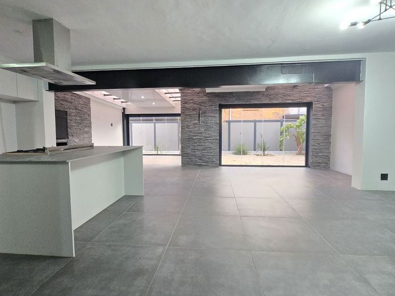 House For Sale in Pine Acres - Photo 3