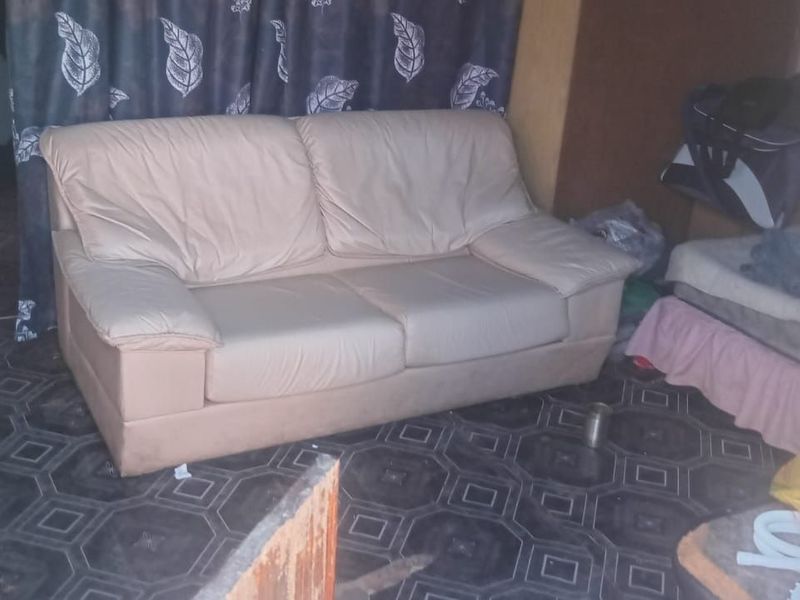 House For Sale in Kwanonqaba - Photo 8