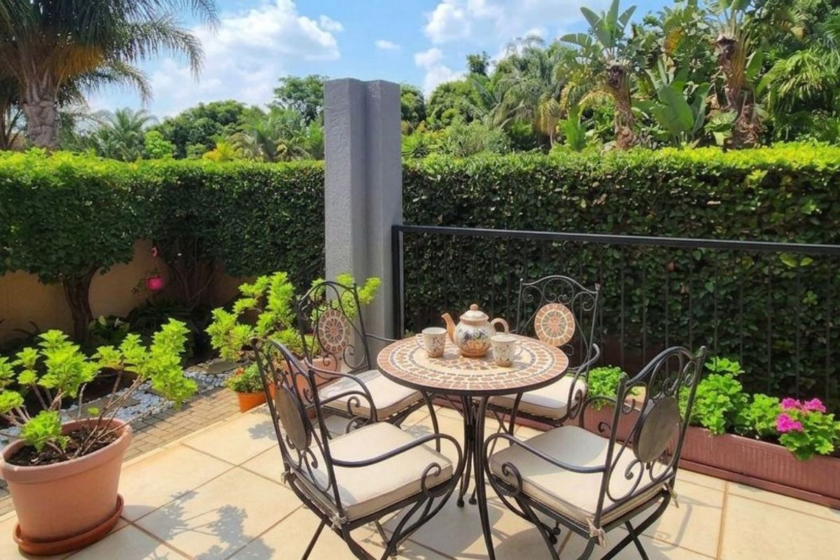 House For Sale in Amberfield Glen - Photo 5