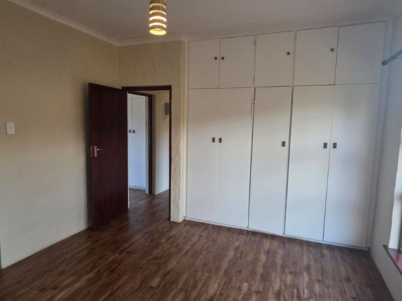 House For Sale in The Island - Photo 4