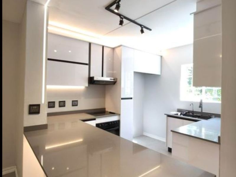 House For Sale in Olivedale - Photo 7