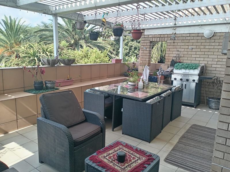 Apartment For Sale in Blackheath - Photo 8