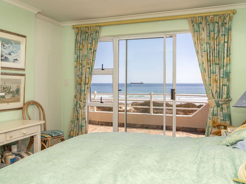 House For Sale in Woodbridge Island - Photo 5