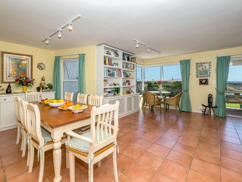 House For Sale in Woodbridge Island - Photo 6