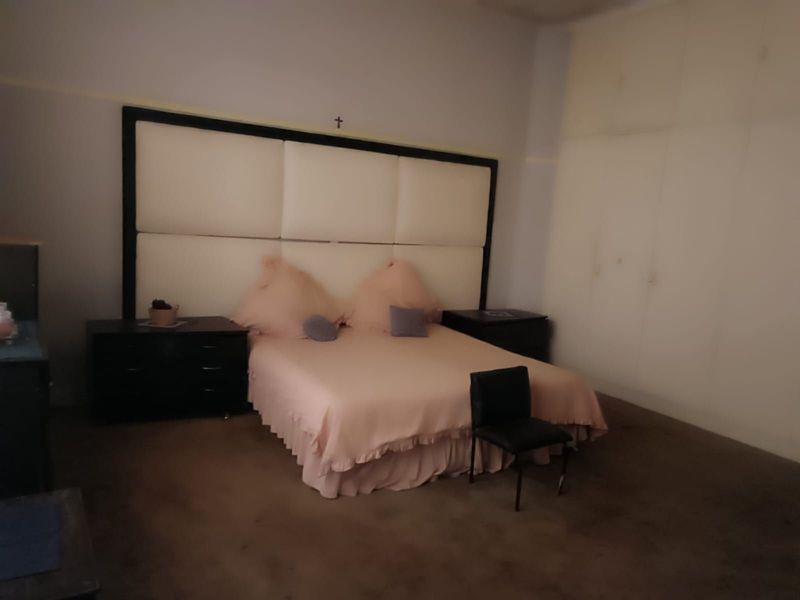 House For Sale in Yeoville - Photo 7