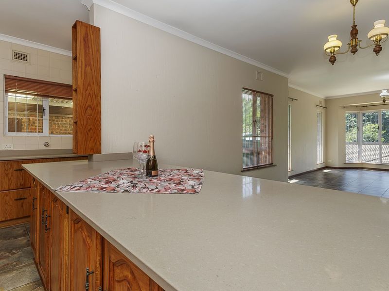 Townhouse For Sale in Assagay - Photo 2