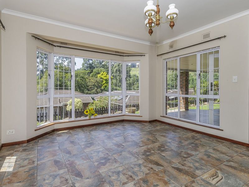 Townhouse For Sale in Assagay - Photo 3