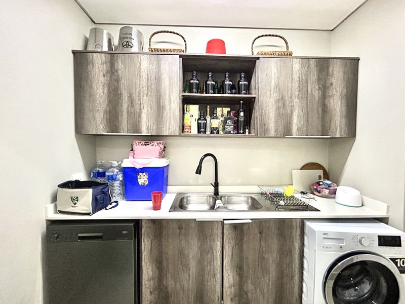 Townhouse To Rent in Equestria - Photo 8