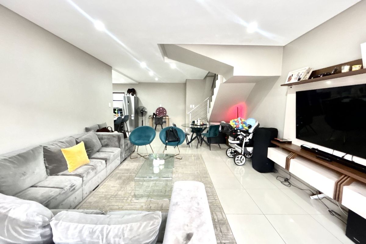 Townhouse To Rent in Equestria - Photo 3