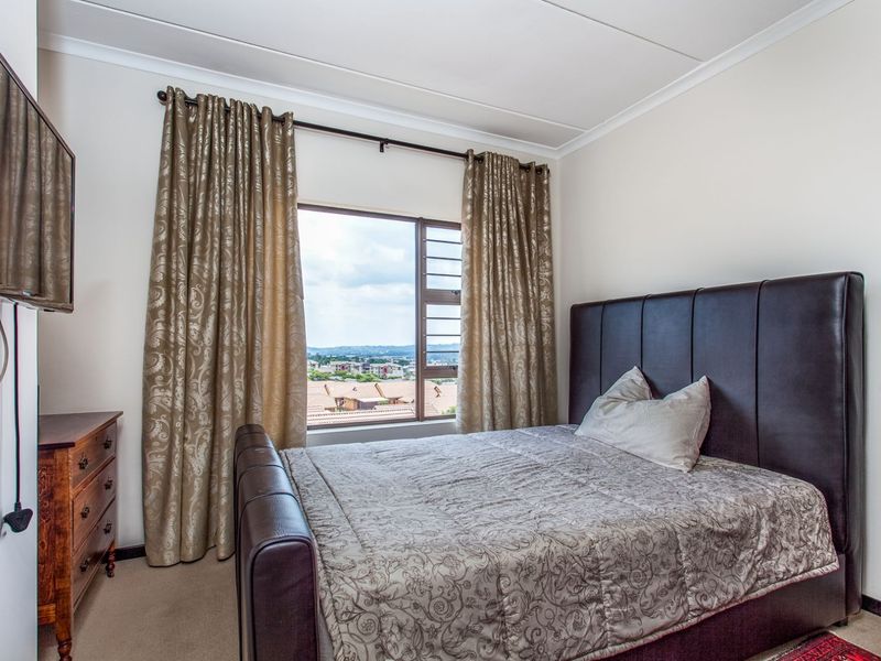 Apartment For Sale in Featherbrooke Hills Retirement Village - Photo 7