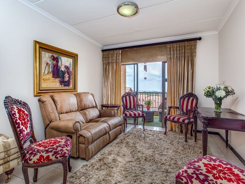 Apartment For Sale in Featherbrooke Hills Retirement Village - Photo 4