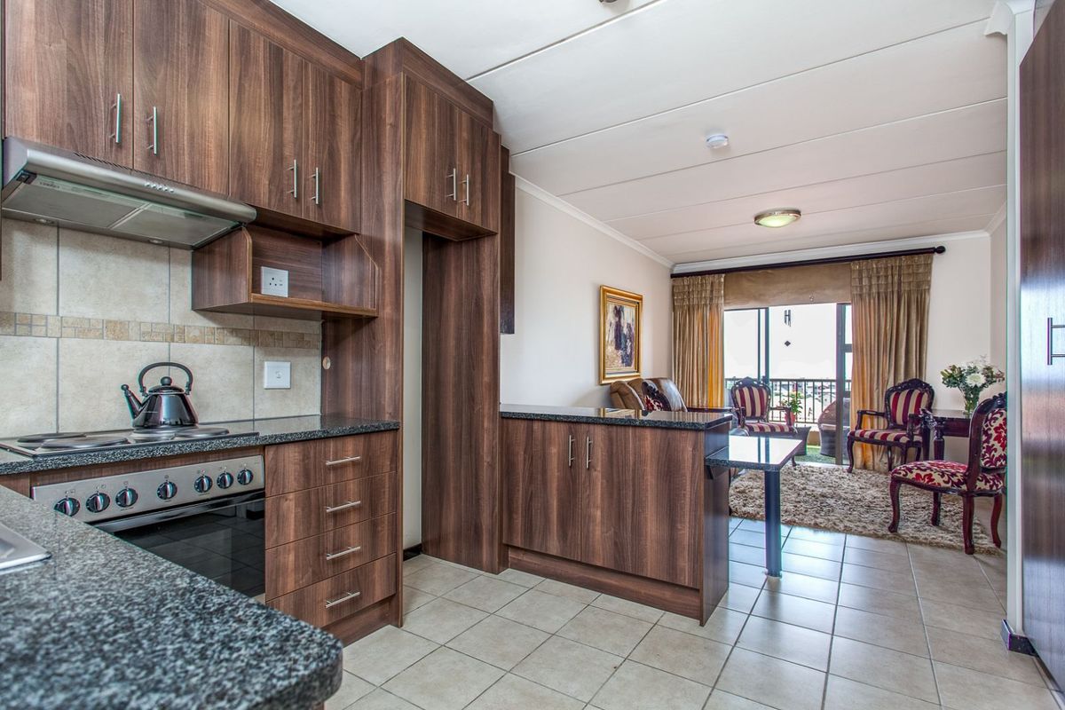 Apartment For Sale in Featherbrooke Hills Retirement Village - Photo 5