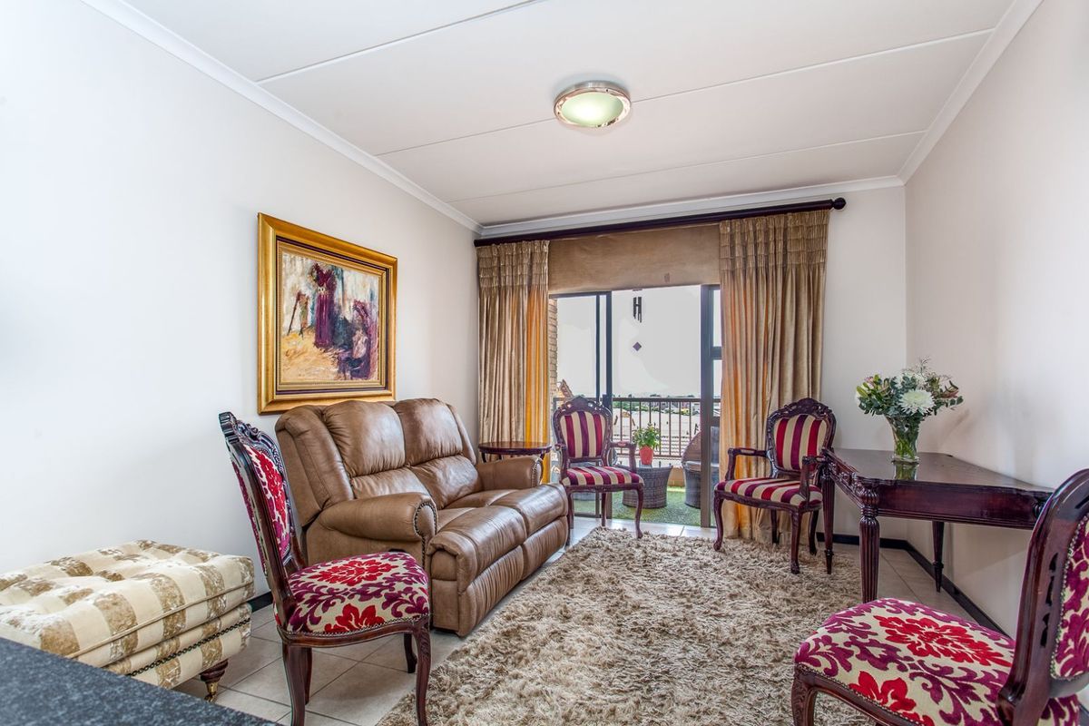 Apartment For Sale in Featherbrooke Hills Retirement Village - Photo 3