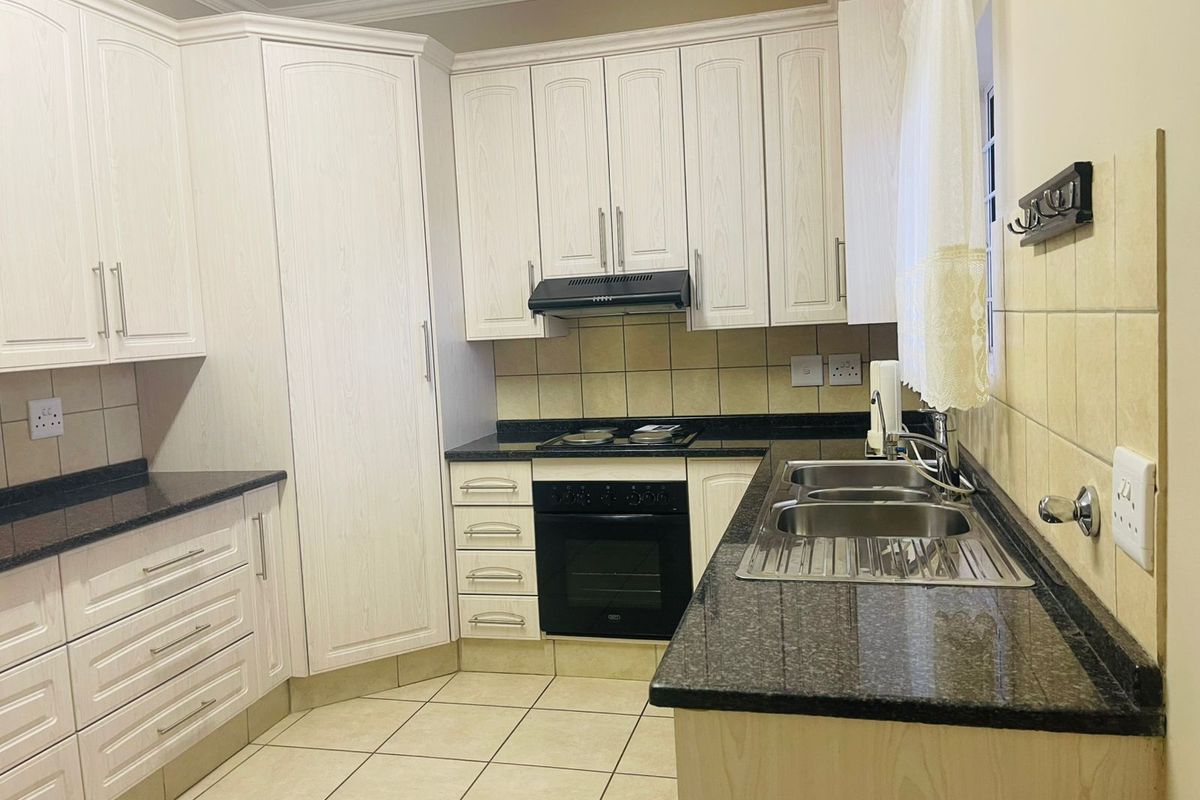 House For Sale in Bendor - Photo 4