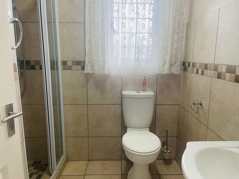 House For Sale in Bendor - Photo 7