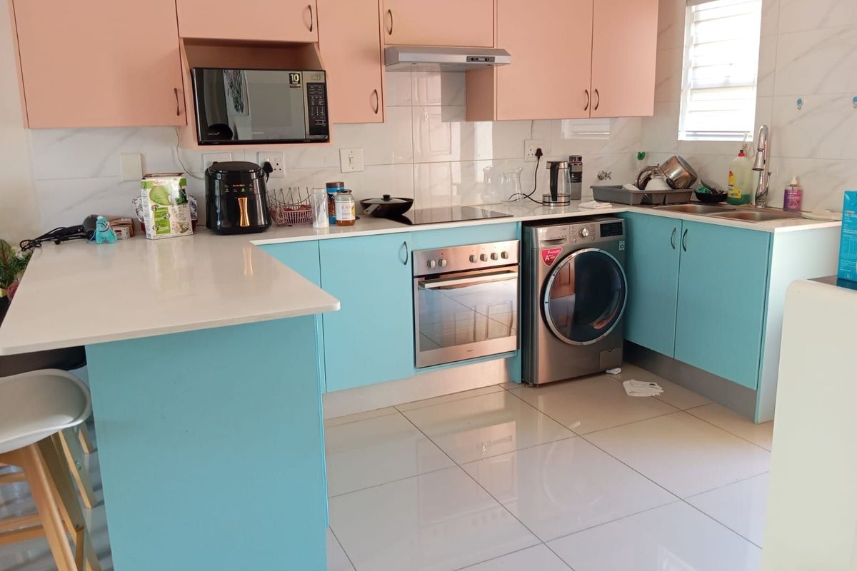 Townhouse For Sale in Broadacres - Photo 3