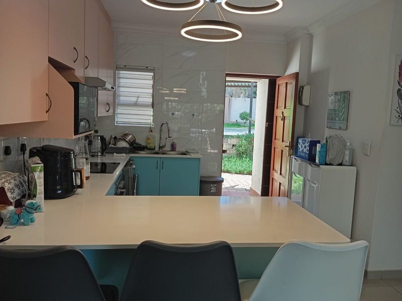 Townhouse For Sale in Broadacres - Photo 6