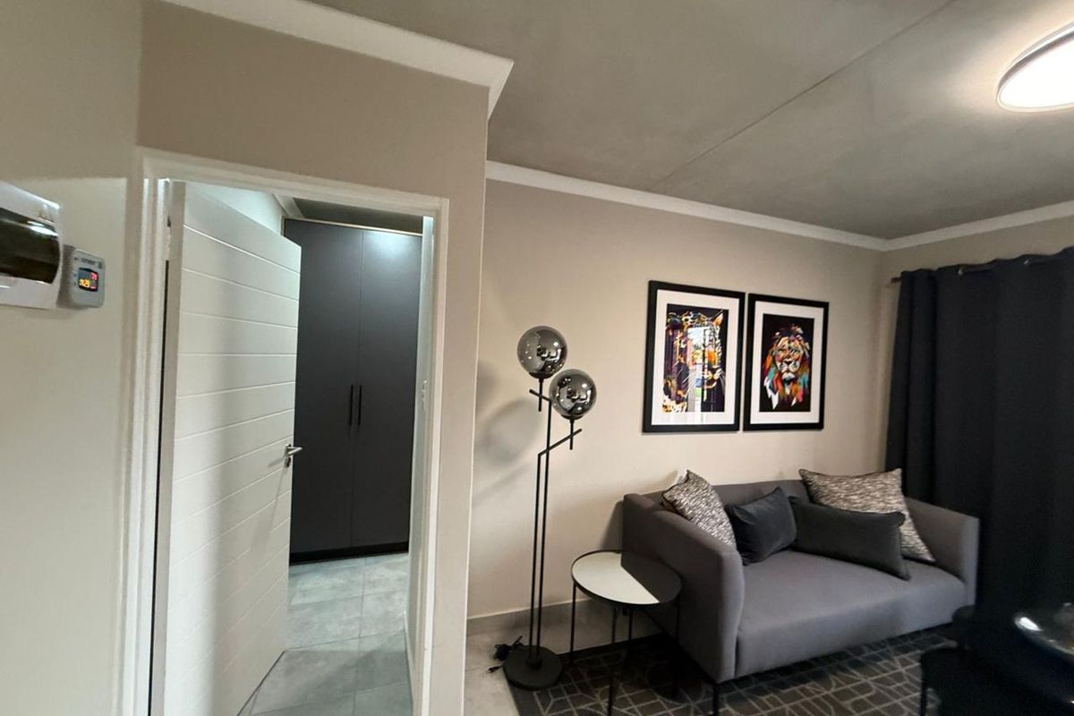 House For Sale in Montana - Photo 5