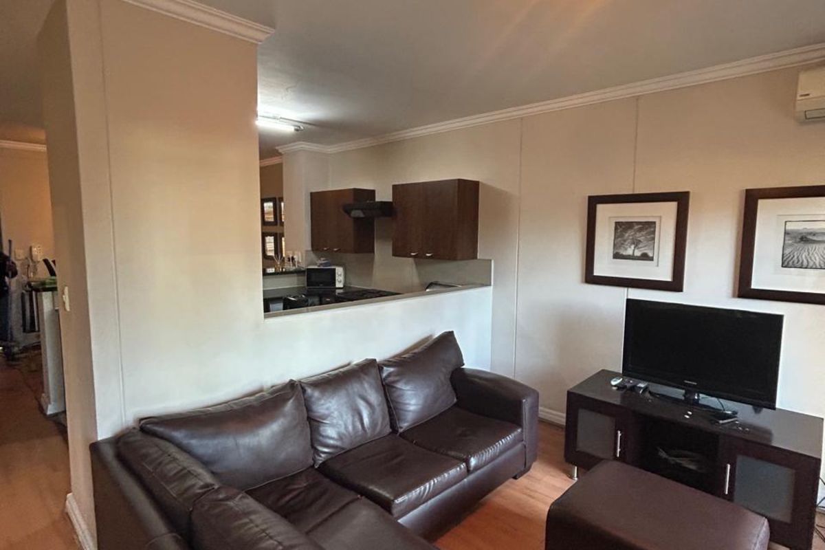 Apartment For Sale in Morningside - Photo 3