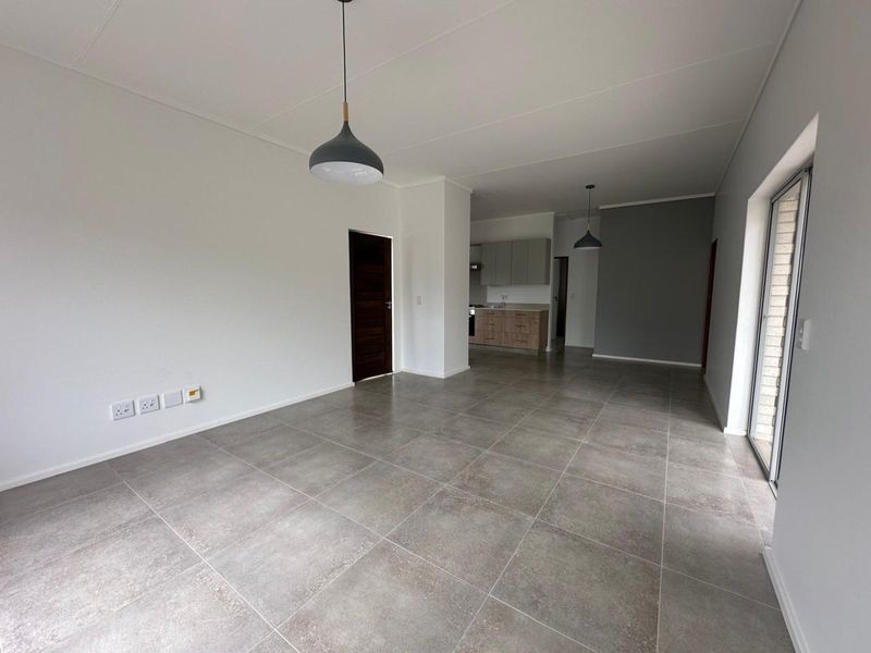 House For Sale in Hansmoeskraal AH - Photo 3