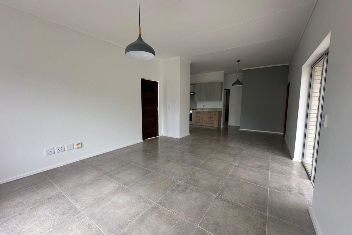 House For Sale in Hansmoeskraal AH - Photo 3