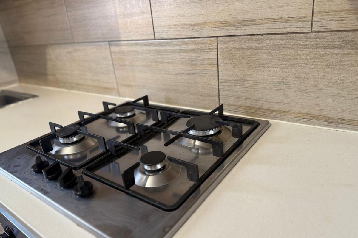 Townhouse For Sale in Pretoria West - Photo 2