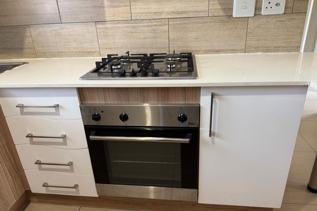 Townhouse For Sale in Pretoria West - Photo 4