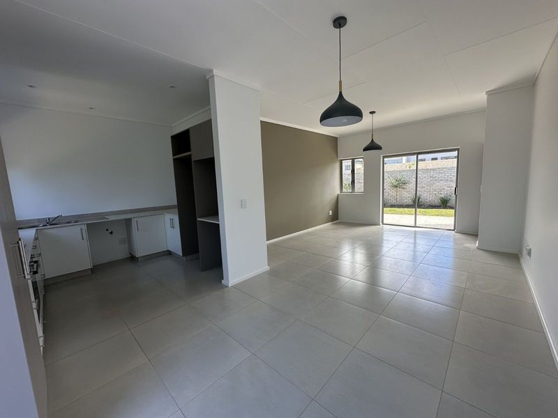 House For Sale in Hansmoeskraal AH - Photo 6