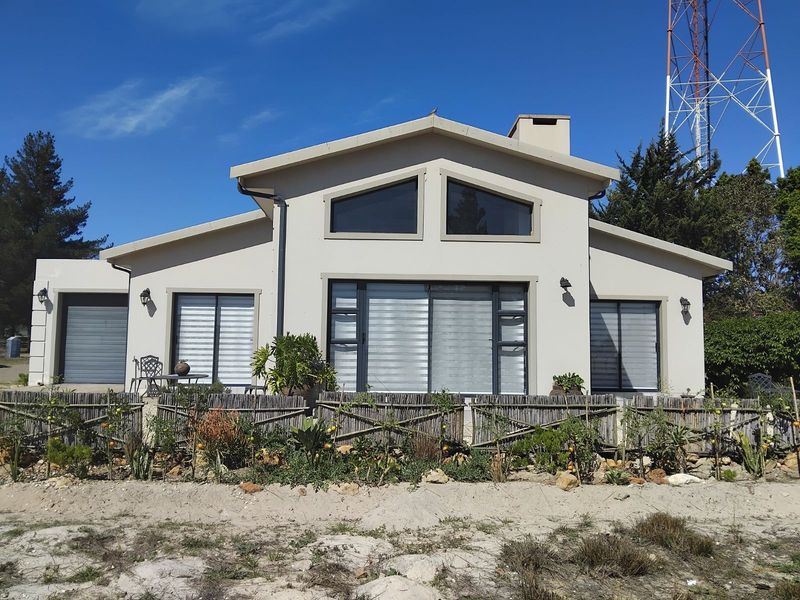 House For Sale in Albertinia Central - Photo 9