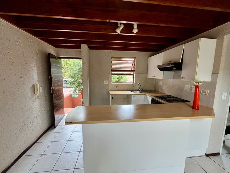 House For Sale in Magaliessig - Photo 8