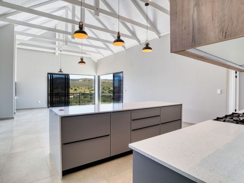 House For Sale in Outeniquasbosch - Photo 3